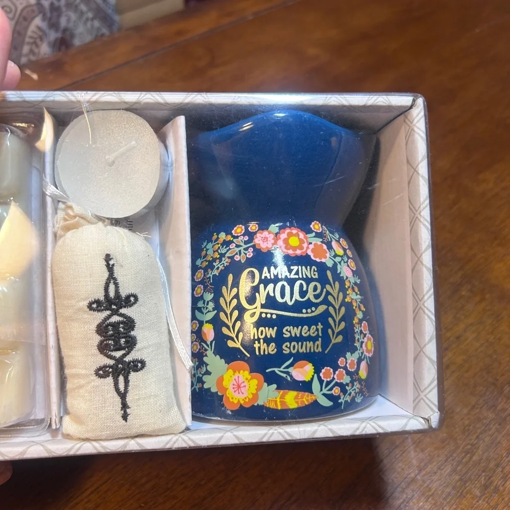 Floral Blue Ceramic Decor with Candle